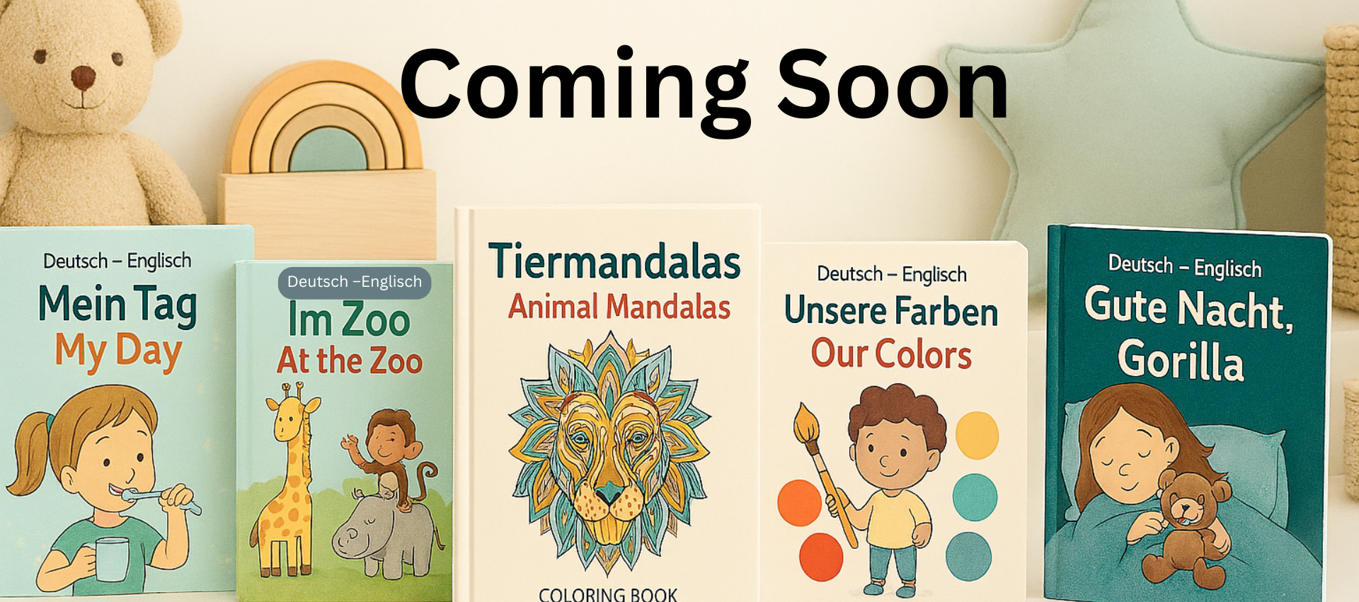 Fünf zweisprachige Kinderbücher in einem hellen, minimalistischen Kinderzimmer mit Montessori‑Elementen wie Holzspielzeug, Stofftier und Sternkissen.